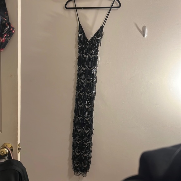 Lulu black and silver, beaded/sequence v neck spaghetti cross strap formal dress - Picture 3 of 8